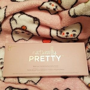 it cosmetics Naturally Pretty Palette BNIB